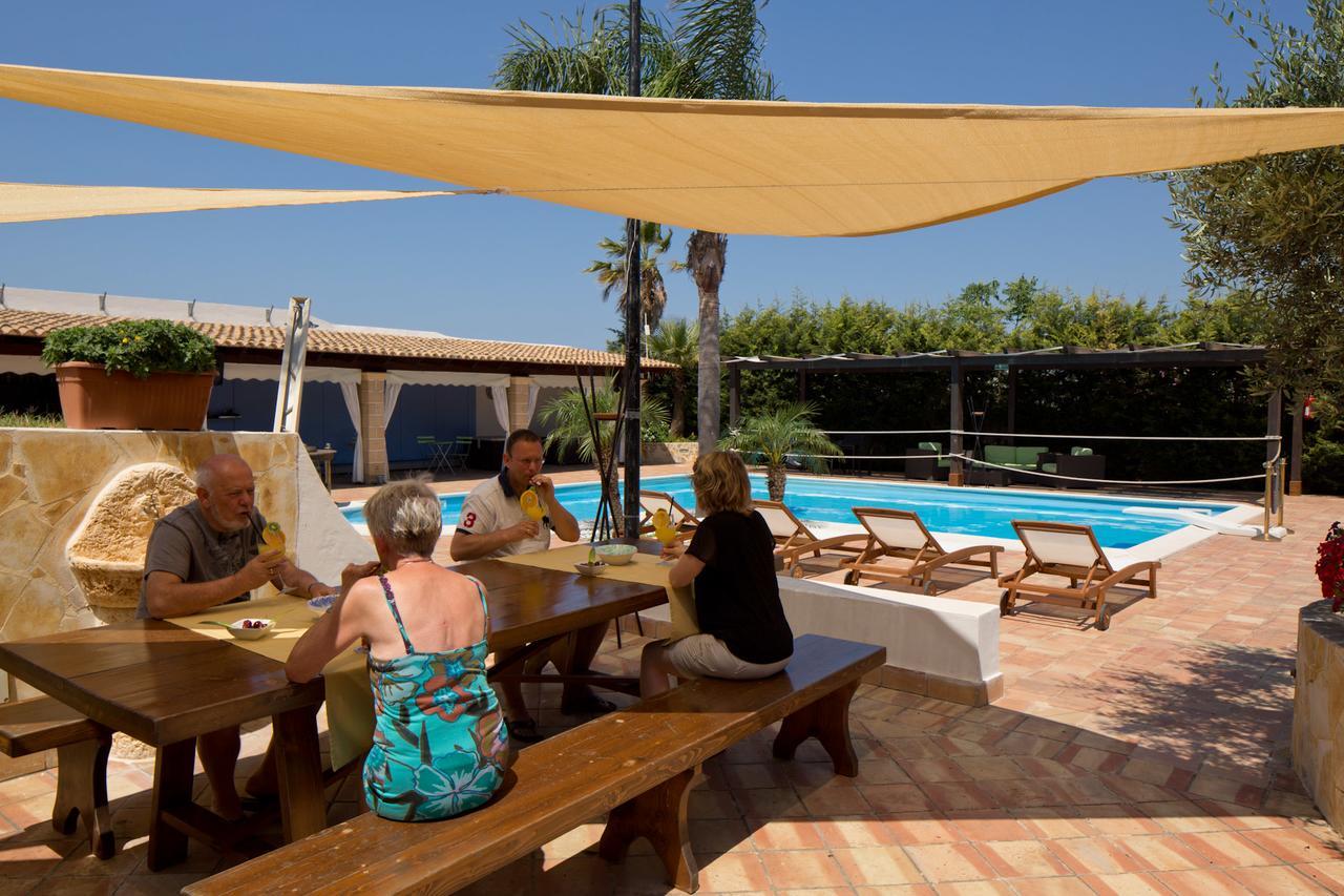 Villa Carlo Resort Marsala Pokoj fotografie